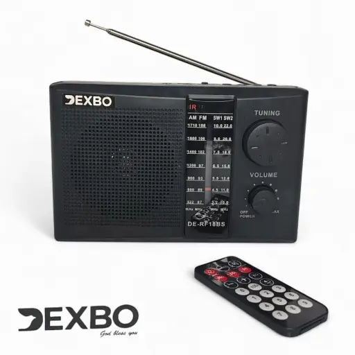 Radio Portatil FM AM Pila y a Corriente con Panel Solar — Transmisores FM portátiles