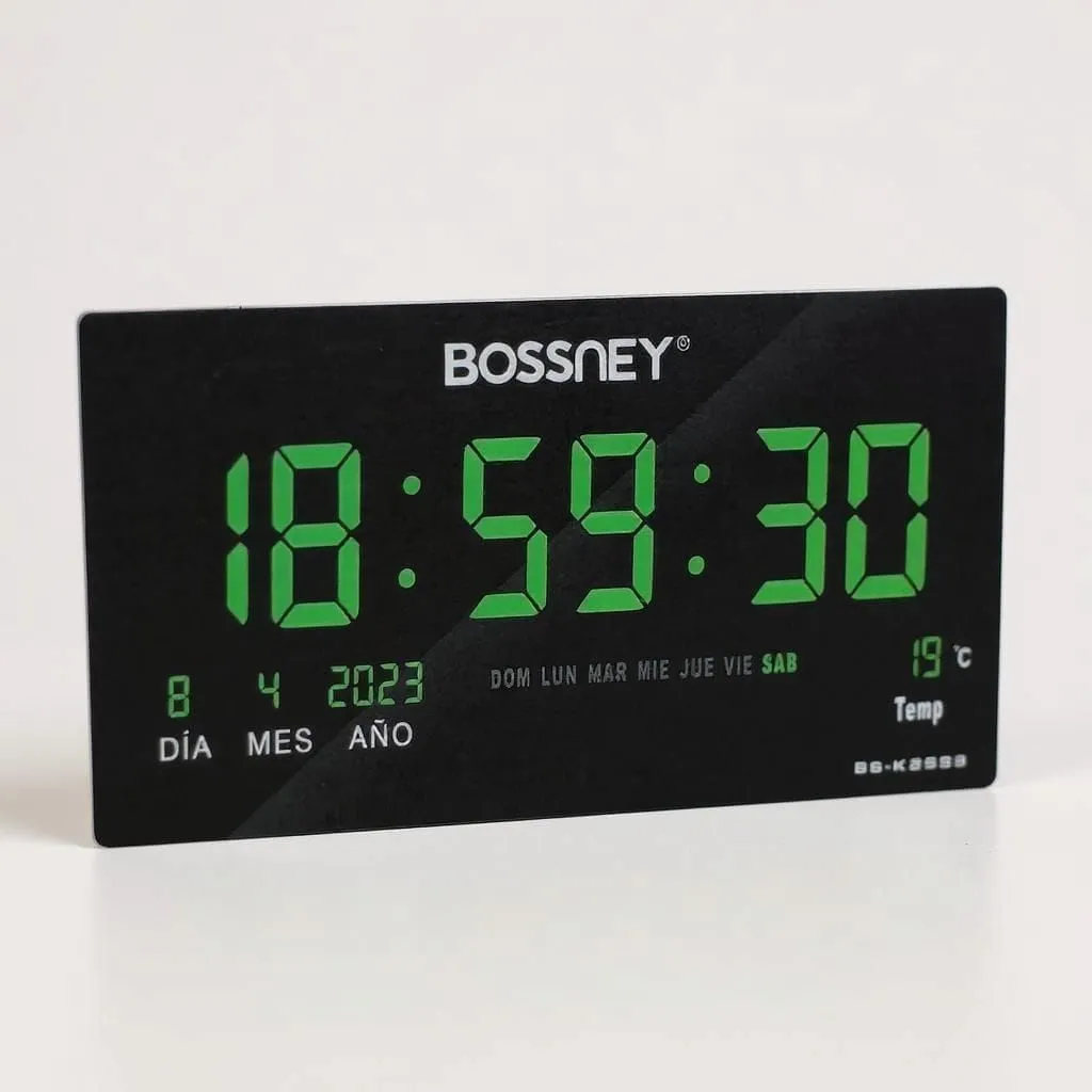 Reloj Digital BOSSNEY de Pared 46x22cm Hora Verde Fecha Temperatura