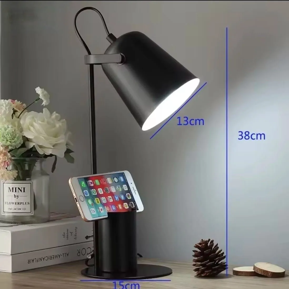 Lámpara de Mesa y Escritorio Moderna
